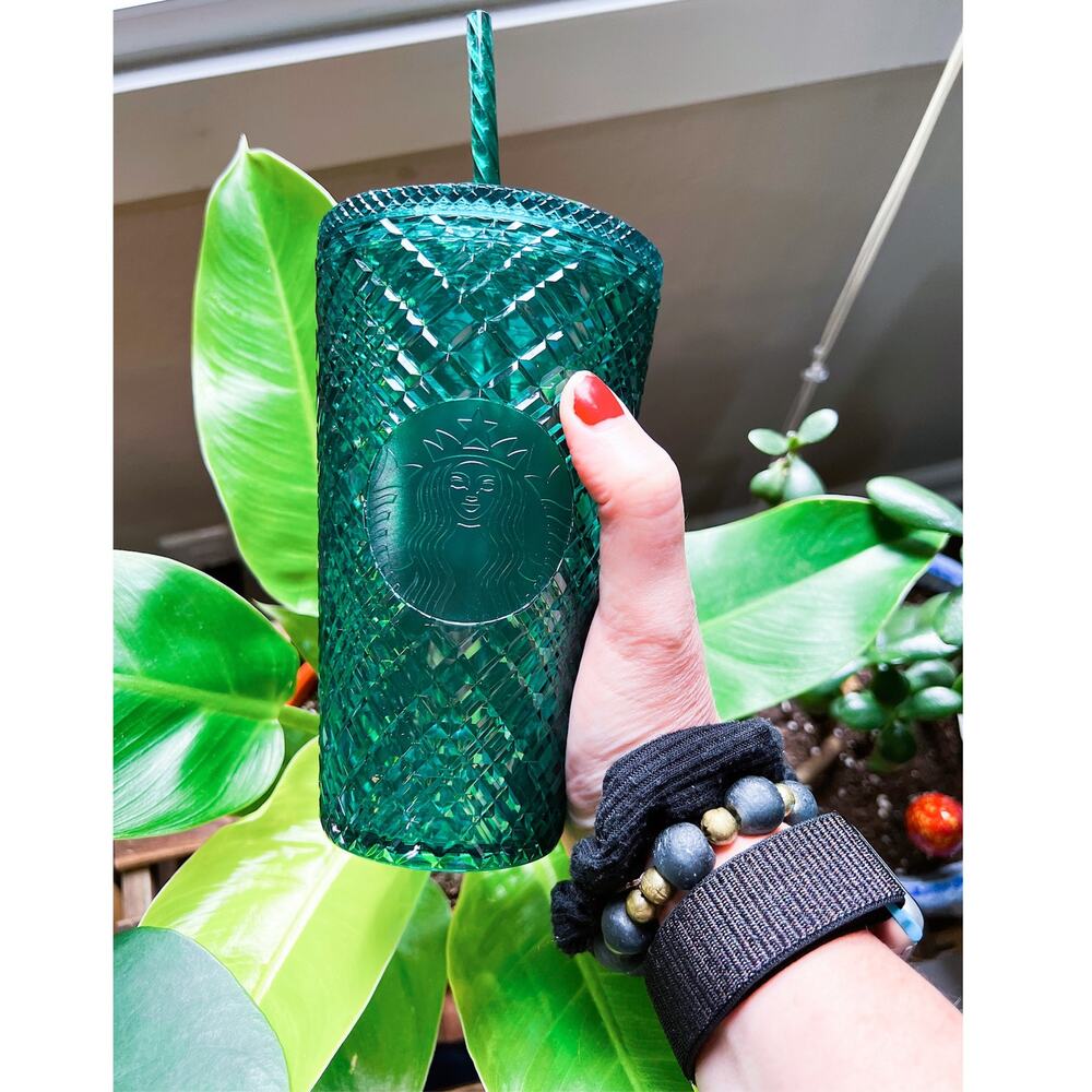 2021 Starbucks Holiday Emerald Studded Tumbler Grande 16 oz Green Collectible